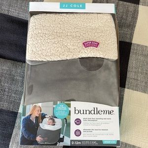 JJ Cole brand new bundle me car seat and stroller cover